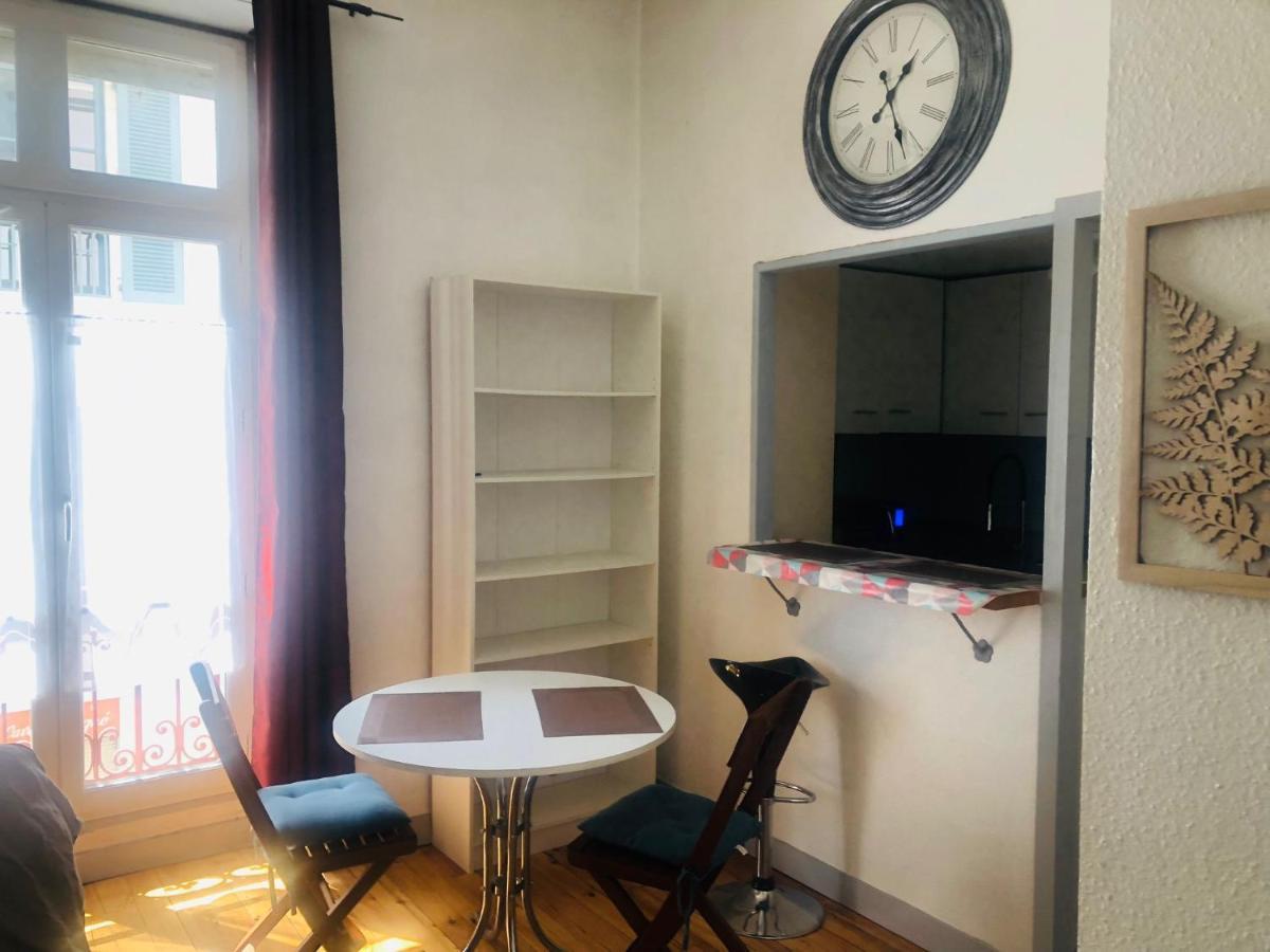 Le Gambetta T2 Cosy Hypercentre Wifi Fibre Avec Parking Daire Pau Dış mekan fotoğraf