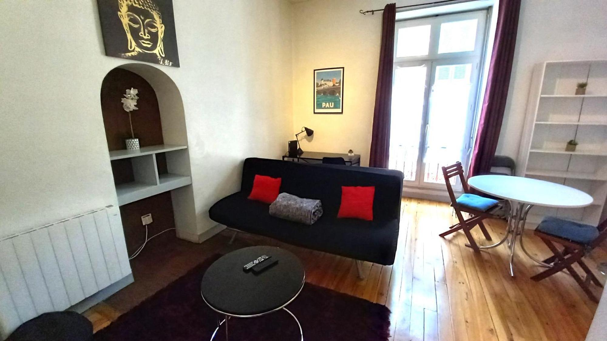 Le Gambetta T2 Cosy Hypercentre Wifi Fibre Avec Parking Daire Pau Dış mekan fotoğraf